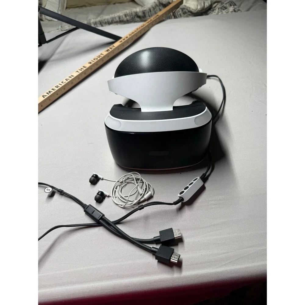 Sony PlayStation VR Headset CUH-ZVR1 PS4 Virtual Reality Goggles White Black
